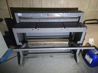 HWM Manual Sheet Metal Guillotine 