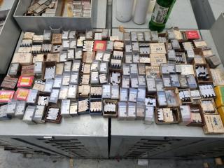 Large Lot of Threading Dies 