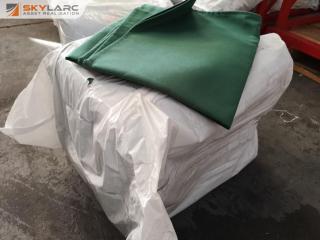 40x Commercial Grade Forest Green Table Cloths, 1370x1830mm