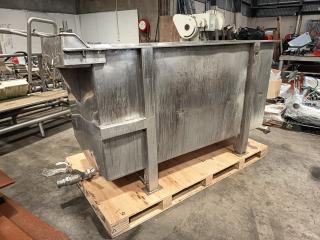 Large Stainless Steel Tank