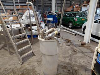 Stainless Steel Pipe Fittings and Plastic Bin
