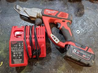 Milwaukee Cordless 18 Gauge Single Cut Shear w/ Battery & Charger