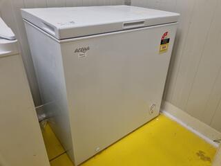 Aqua 200L Chest Freezer