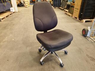 Executive Size Gas-Lift Office Desk Chair