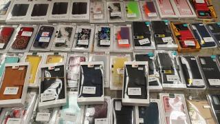 200 Assorted iPhone & Samsung Phone Cases