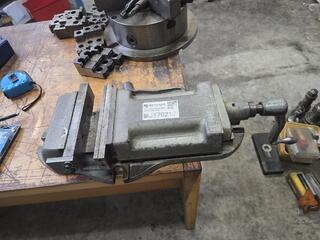 Machine Vice with 150mm Jaws and Additional 195mm Jaws
