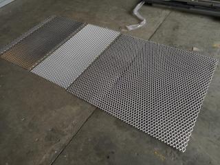 4x Sheets of Aluminum Expanded Metal Grating