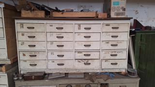 Drawer Set with Tooling