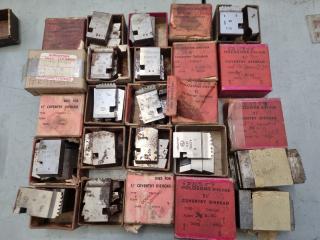 Large Lot of Threading Dies 