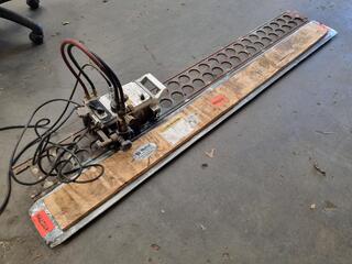 CG-30 Tiger Gas Track Cutter w/ 2x Tracks