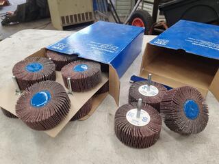 PFERD Aluminium Oxide Mounted Flap Wheels, 13x units