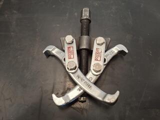 Toledo 100mm Two Jaw Puller