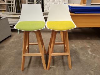 2x Modern Bar Stools