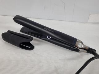 GHD Platinum + Styler Straightener