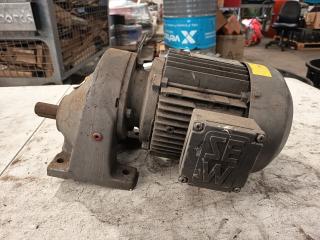 3 Phase Motor w/ Reduction Gearbox 