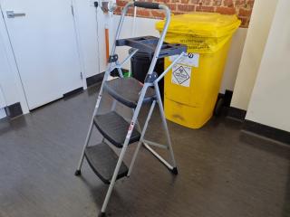 Werner StepRight Folding Step Ladder