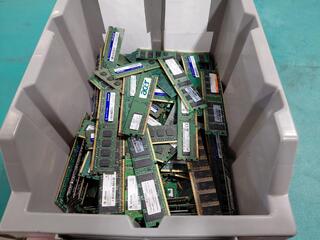 Mixed desktop and server RAM modules bulk lot