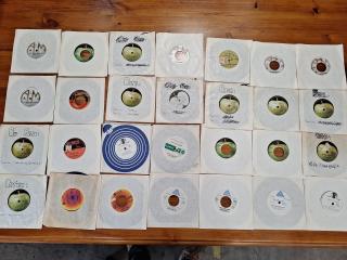 28 x Old Vinyl Singles