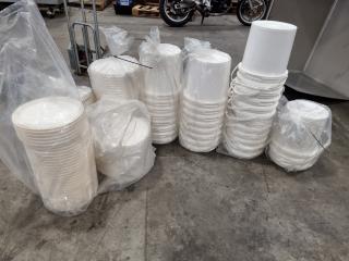 -31x Plastech white buckets with 100+ Lids