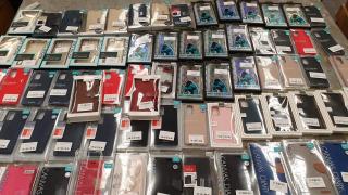 200 Assorted iPhone & Samsung Model Phone Cases