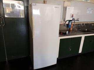 Westinghouse 434L Refrigerator