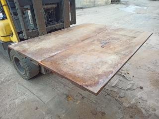 2 x Plate Steel Pallets