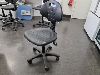 Damba Adjustable Laboratory / Office Chair