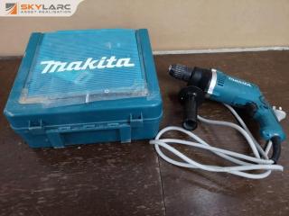 Makita 710W Electric Corded Hammer Drill