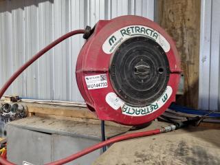 McNaught Retracta Wall Mounted Retractable Air Hose Reel w/ Hose