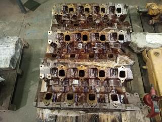 Caterpillar 3208 Cylinder Heads