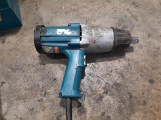 Makita 6906 ¾" Impact Wrench