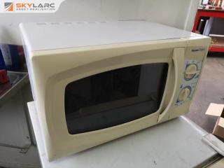 HomeChoice 700W Microwave Oven