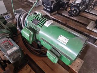 Weg 3PH High Efficiency Electric Motor w/ Flexaline Gearbox and ABB Sensor