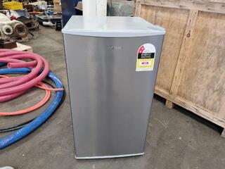 Midea 112L Bar Refrigerator