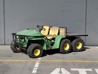 John Deere 6x4 Gator Utility Vehicle