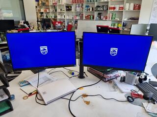 2x Philips 24" IPS Montors w/ Dual Monitor Desk Mount Stand