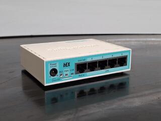 MikroTik hEX RB750Gr3 Router
