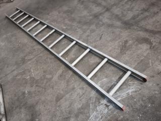 Aluminium Scaffolding Ladder - 3.9m Long