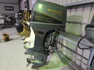 Suzuki 200hp Outboard Motor 