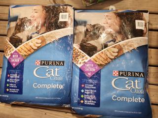 2 x 6.8kg Bags of Cat Food 