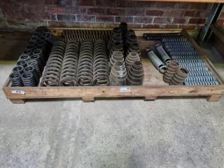 Pallet of Assorted Large Springs