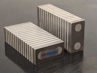 Vertex Magnetic Chuck Parallels