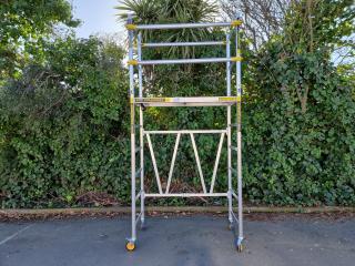 Easy Access Mobile Foldaway Scaffold Tower