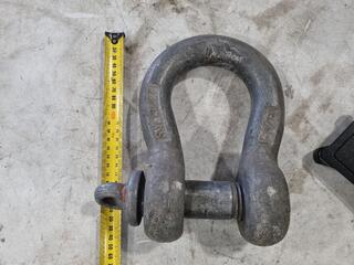 13.5-ton Capacity Bow Shackle