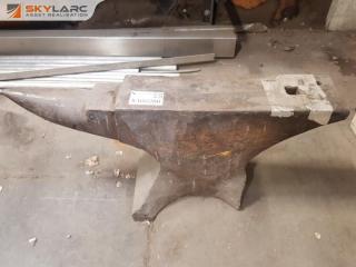 Large Anvil