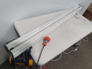Twin Plug in Fluorescent Light