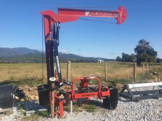 Fieldmaster Forte Hydraulic Post Rammer