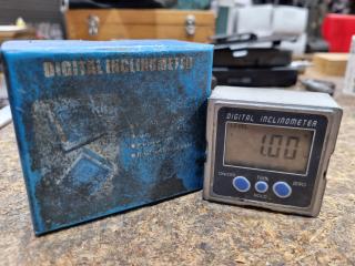 Mini Digital Inclinometer