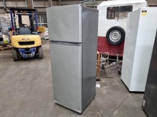 Westinghouse 330L Refrigerator Freezer