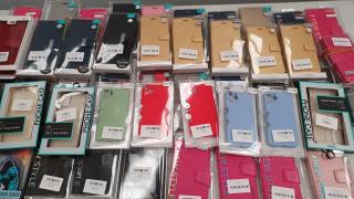 80 iPhone &  Samsung Phone cases